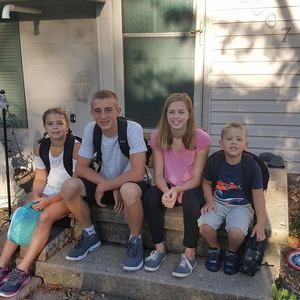 Meet your Posher, Ava